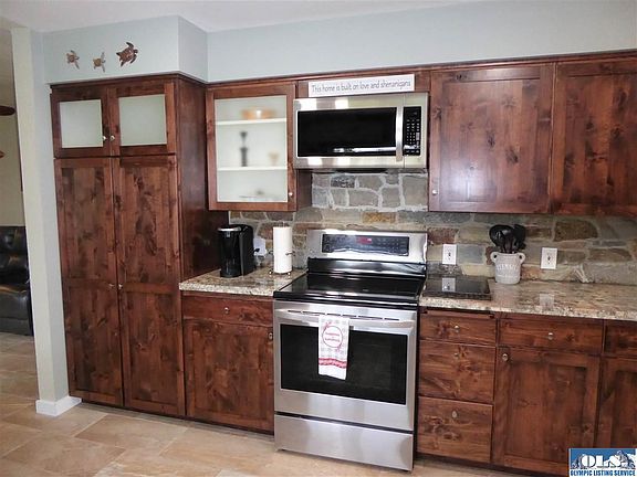 5th image of 2409 W Edgewood Dr