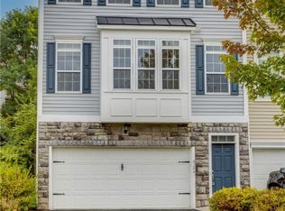 2128 Shawnee Dr, Washington, PA 15301