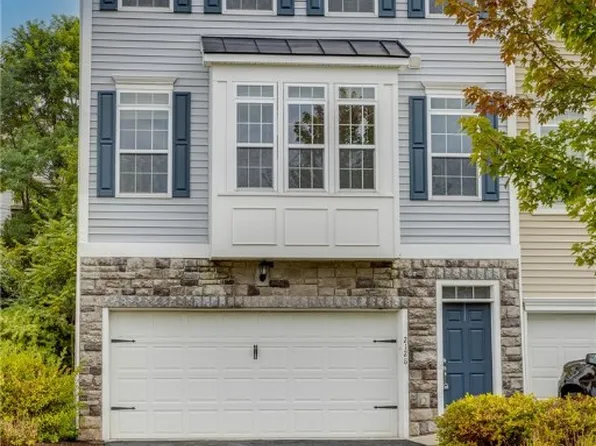 2128 Shawnee Dr, Washington, PA 15301