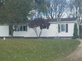 9878 Winegar Rd, Laingsburg, MI 48848