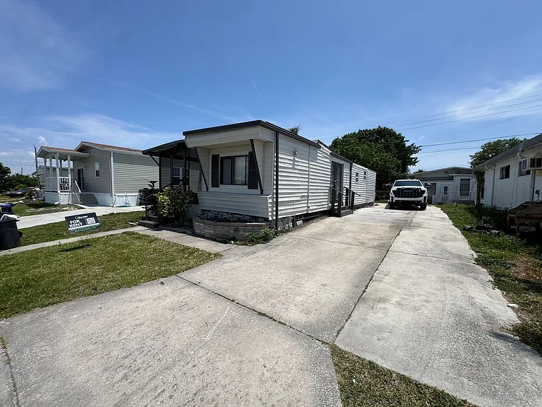 512 51st Avenue Dr W — Photo 4