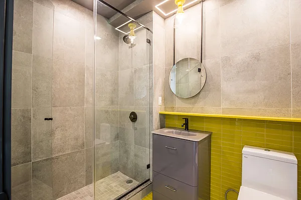 Rented by Nooklyn NYC LLC | media 115