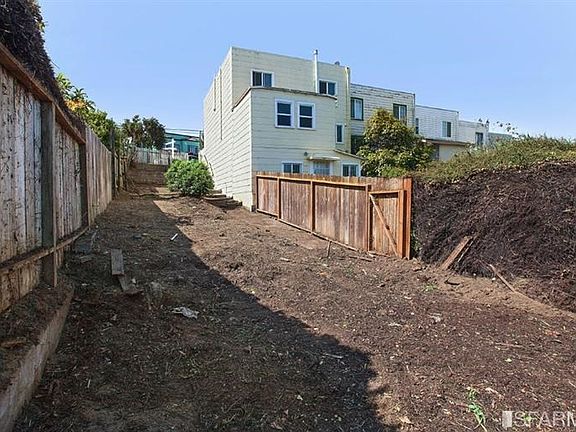 4th image of 771 Silver Ave