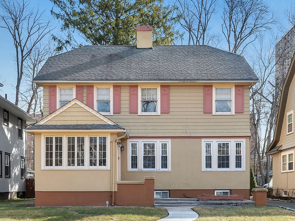 1st image of 50 Woodland Ave