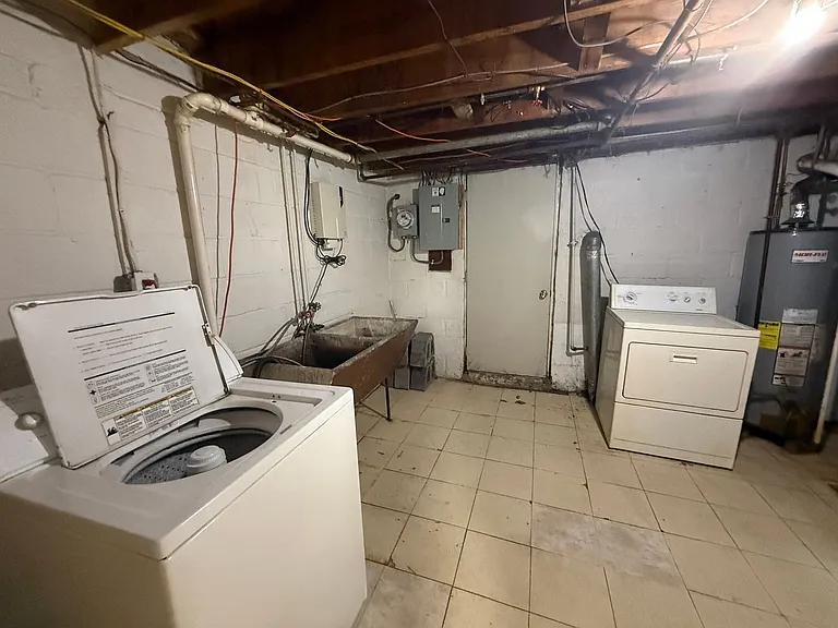 7851 Saint Fabian Ln — Photo 17