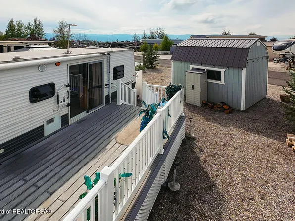 740 Whiffle Tree Dr, Star Valley Ranch, WY 83127
