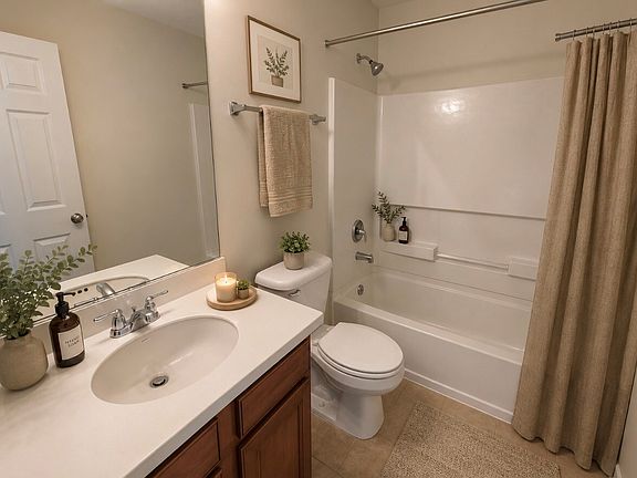 5th image of 9922 Cummings St