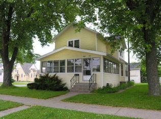 838 Mount Vernon St, Oshkosh, WI 54901