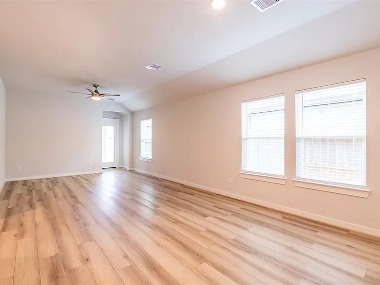 4519 Pinehurst Trace Dr — Photo 9