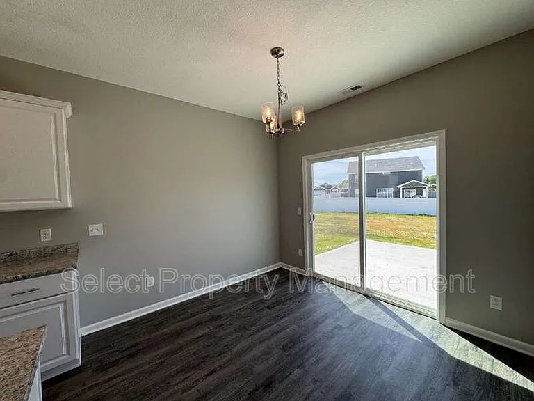 8793 Elmont Cv — Photo 14