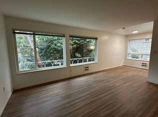 3845 34th Ave W #201, Seattle, WA 98199