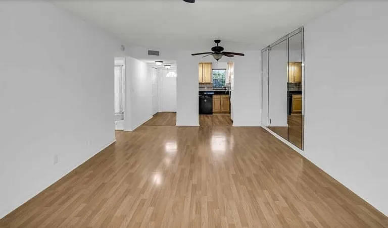 9355 SW 8th St #408 — Photo 8
