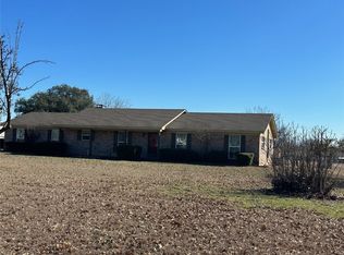 325 Castleman Creek Rd, Hewitt, TX 76643