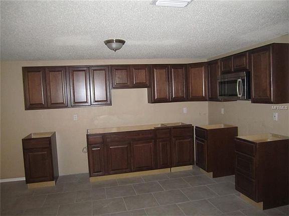 3rd image of 1716 E River Cove St
