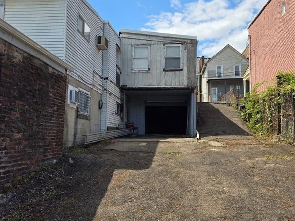 3639 Childs St, Pittsburgh, PA 15213