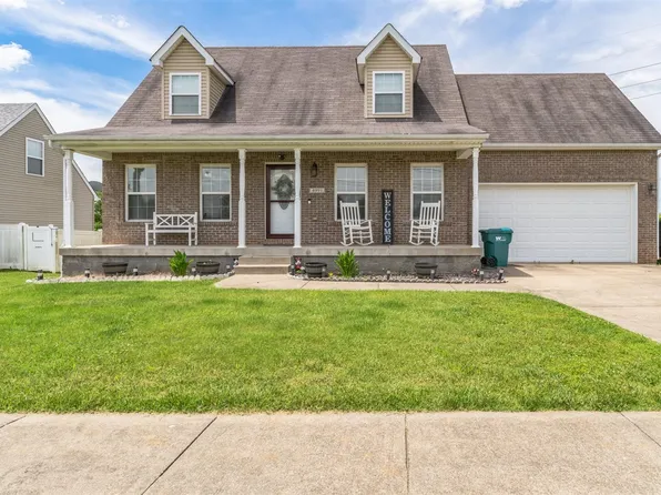 4991 S Woodland Dr, Radcliff, KY 40160