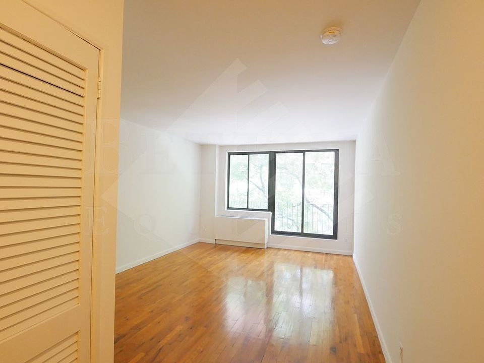 1st image of 128 E 85th St APT 4A