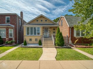 6532 S Komensky Ave, Chicago, IL 60629