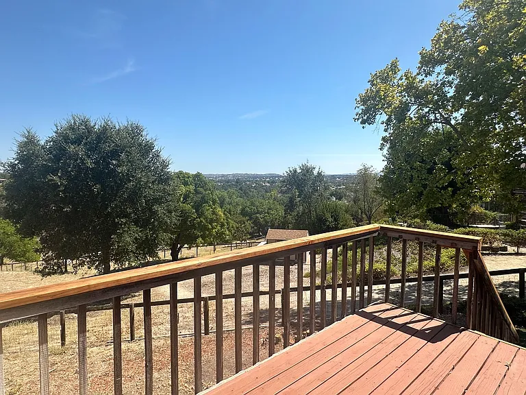 744 N Trigo Ln — Photo 8