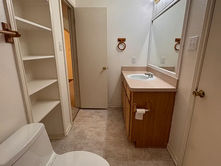414 N Jackson Ave #A — Photo 12