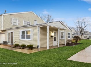 329 Donna Ct UNIT A, Bartlett, IL 60103