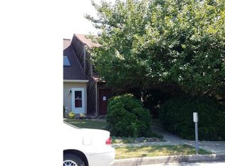 43 E Green Valley Cir, Newark, DE 19711