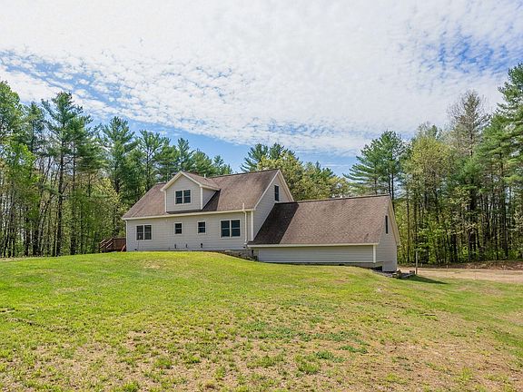 2nd image of 99 Merrill Road
