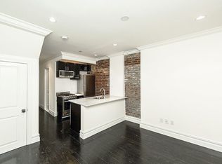446 W 19th St #1RE, New York, NY 10011