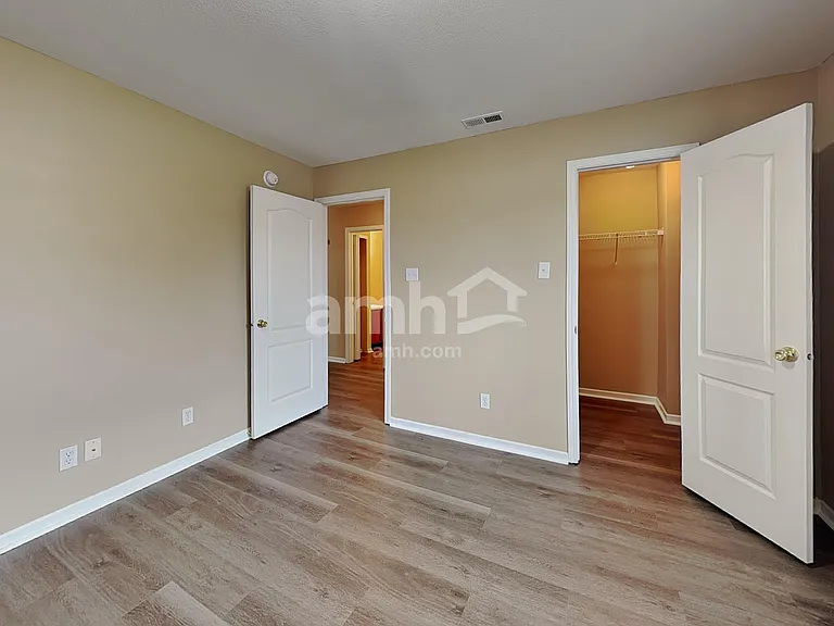 3126 Hurst St — Photo 21