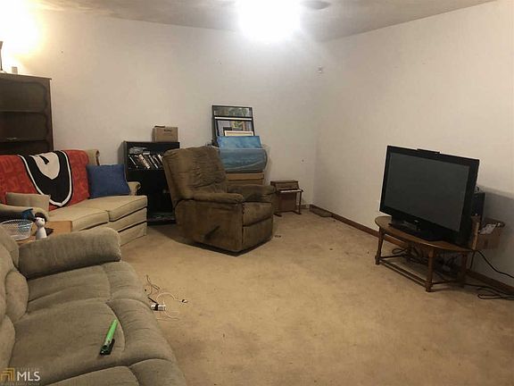 4th image of 225 Piedmont College Cir