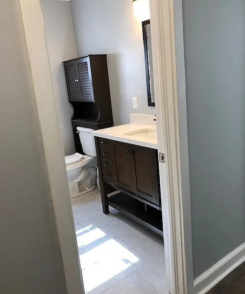 1259 W Bellewood Dr — Photo 16