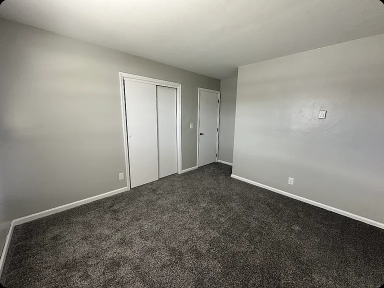 920 N Detroit St #17 — Photo 6