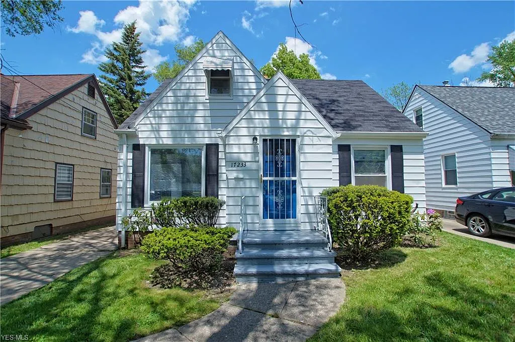 17233 Mapleboro Rd photo 1