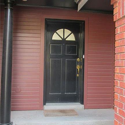 3rd image of 20 Stratford Hall Cir