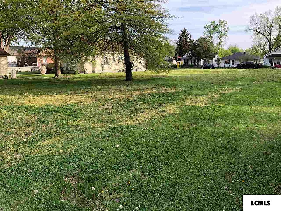 2nd image of 404 Willard Ave