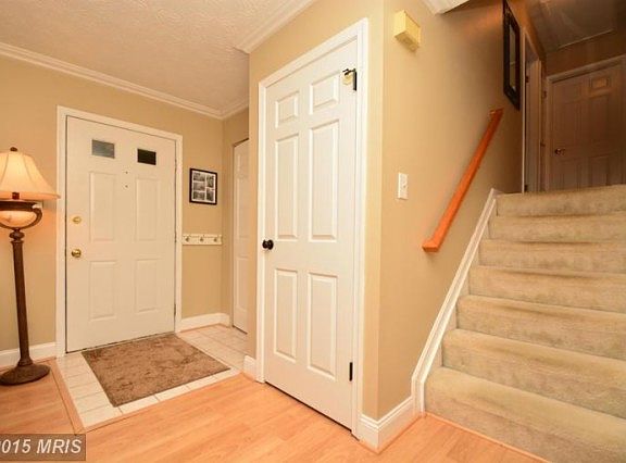 2nd image of 1542 Fountain Glen Dr