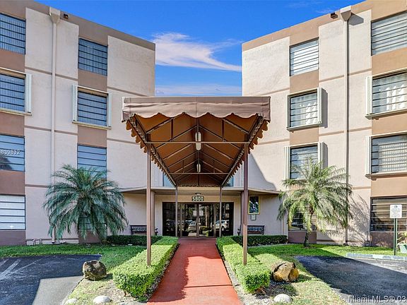 2nd image of 5800 SW 127th Ave APT 2110