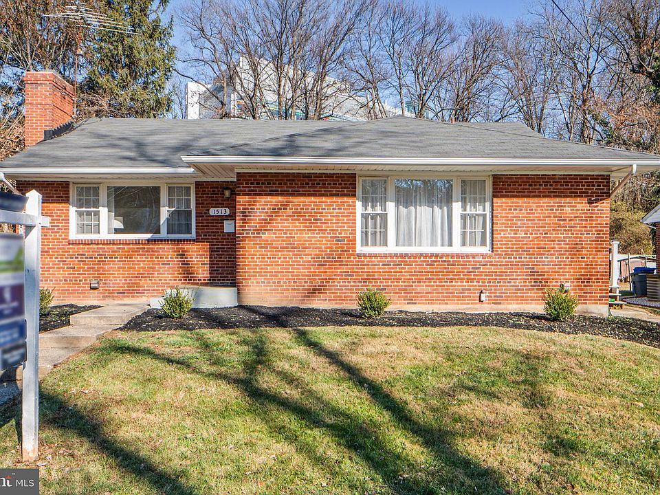 1st image of 1513 Flora Ln