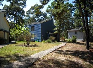 12 Putters Point E, Huntsville, TX 77320