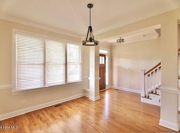 4th image of 1013 Trinity Dr