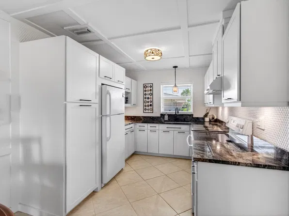 2533 Dudley Dr Unit E, West Palm Beach, FL 33415