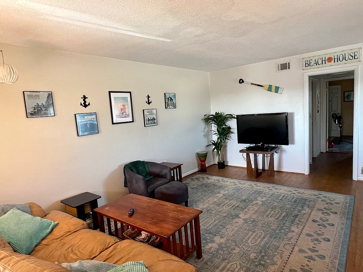 Photo 2 of 10 - 505 66th Ave #12 - Saint Petersburg, FL Building Photo - 505 66th Ave #12