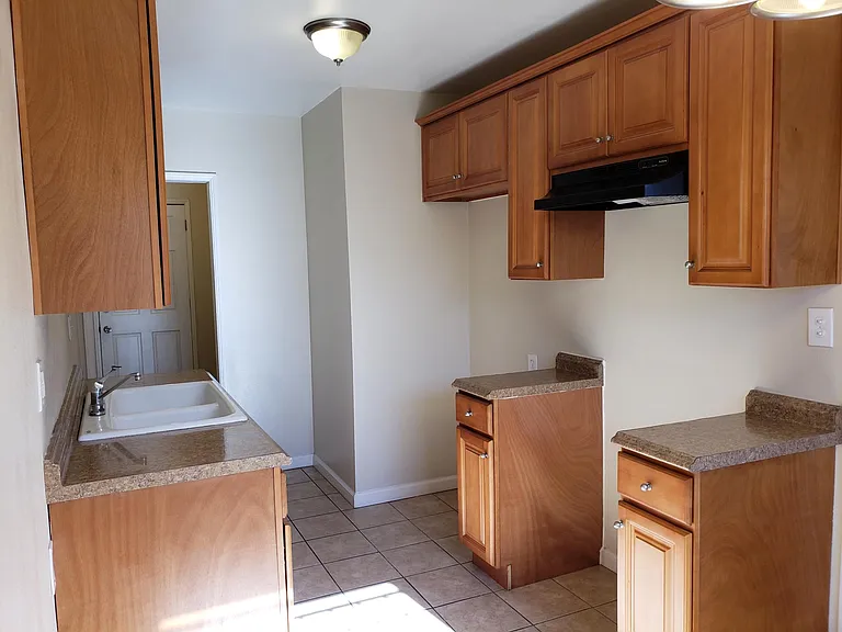 11251 S Mariposa Ave #11251 — Photo 5