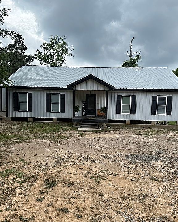 1st image of 201 Shady Ln