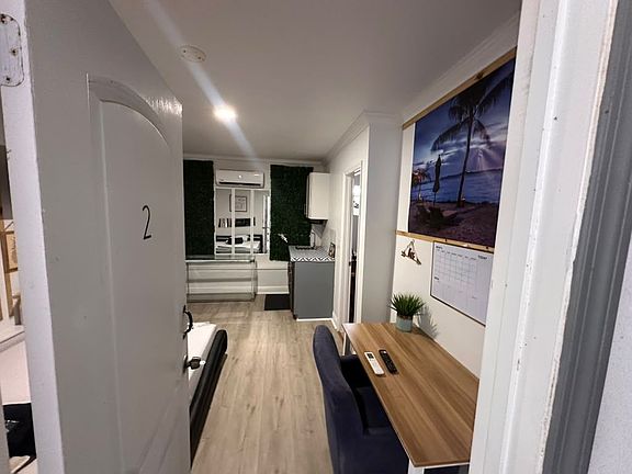 2nd image of 2425 Lauderdale Ct #2