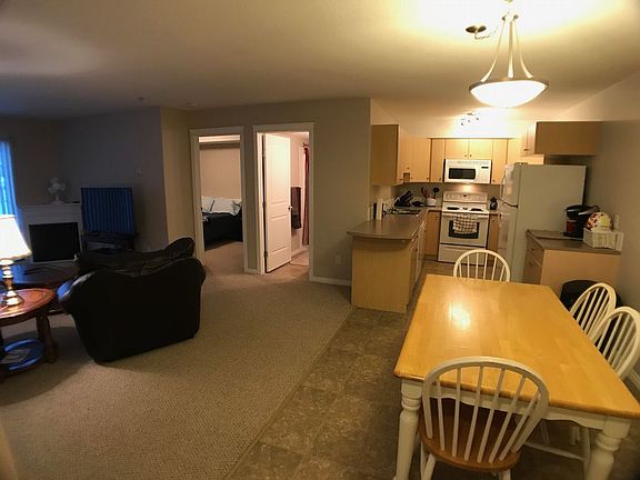 3rd image of 9604 Manning Ave #105