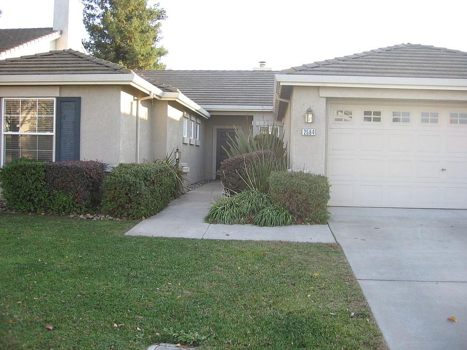 1st image of 2584 Douglas Fir Dr