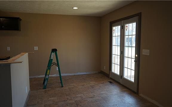 5th image of 112 Camelot Hls Lot 112