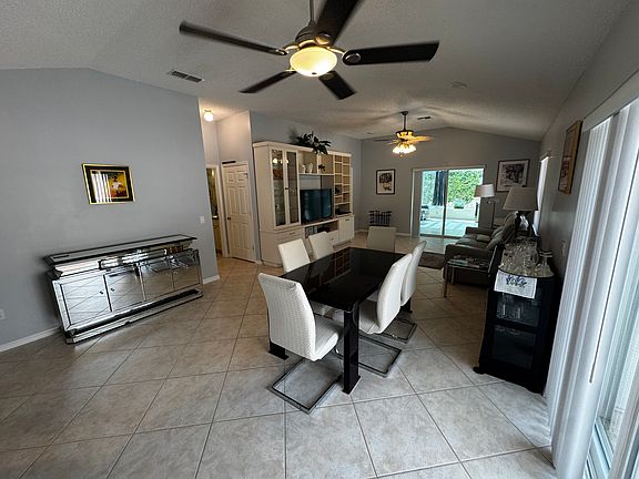 3rd image of 1524 Martinez Dr