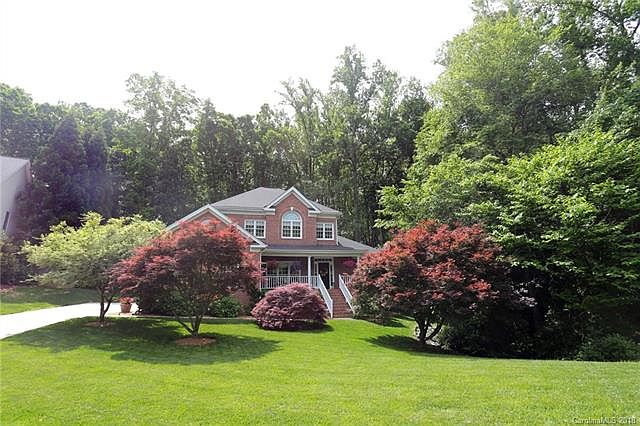 1st image of 116 Fernbrook Dr